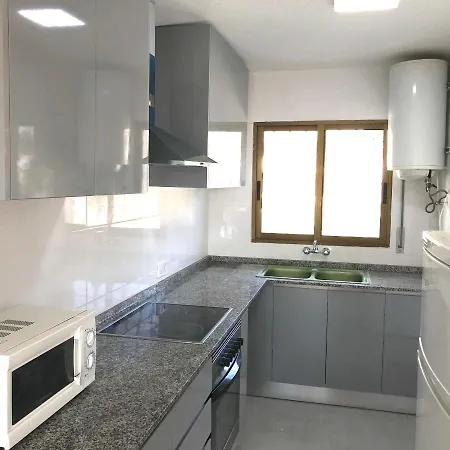 Apartman Turyva Tarongers 5 - Modern 1-bed & 5 Min To